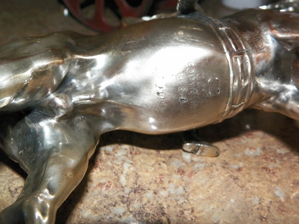 AA EBAY NEW A ART STATUE HORSE SILVER TROPHY 5AA RESIZED.jpg