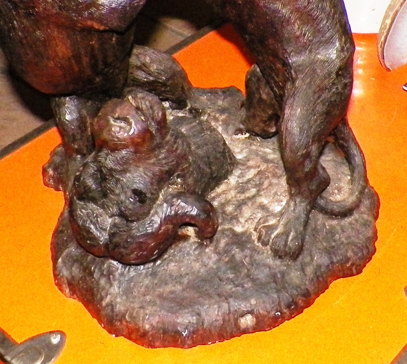 AA EBAY NEW A ART STATUE LIONS FIGHTING 9ac resized.jpg