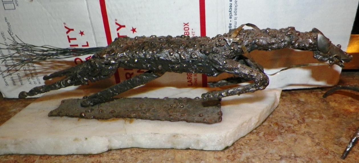 AA EBAY NEW A ART STATUE METAL HORSE 1AA.jpg