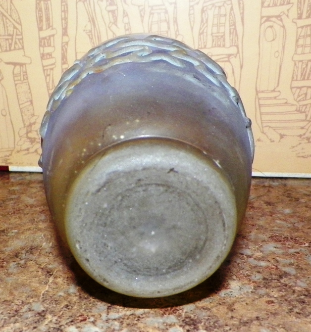 AA EBAY NEW A COLLECTIBLE EBAY BOTTLE GLASS ORIENTAL THIN 4AA.jpg