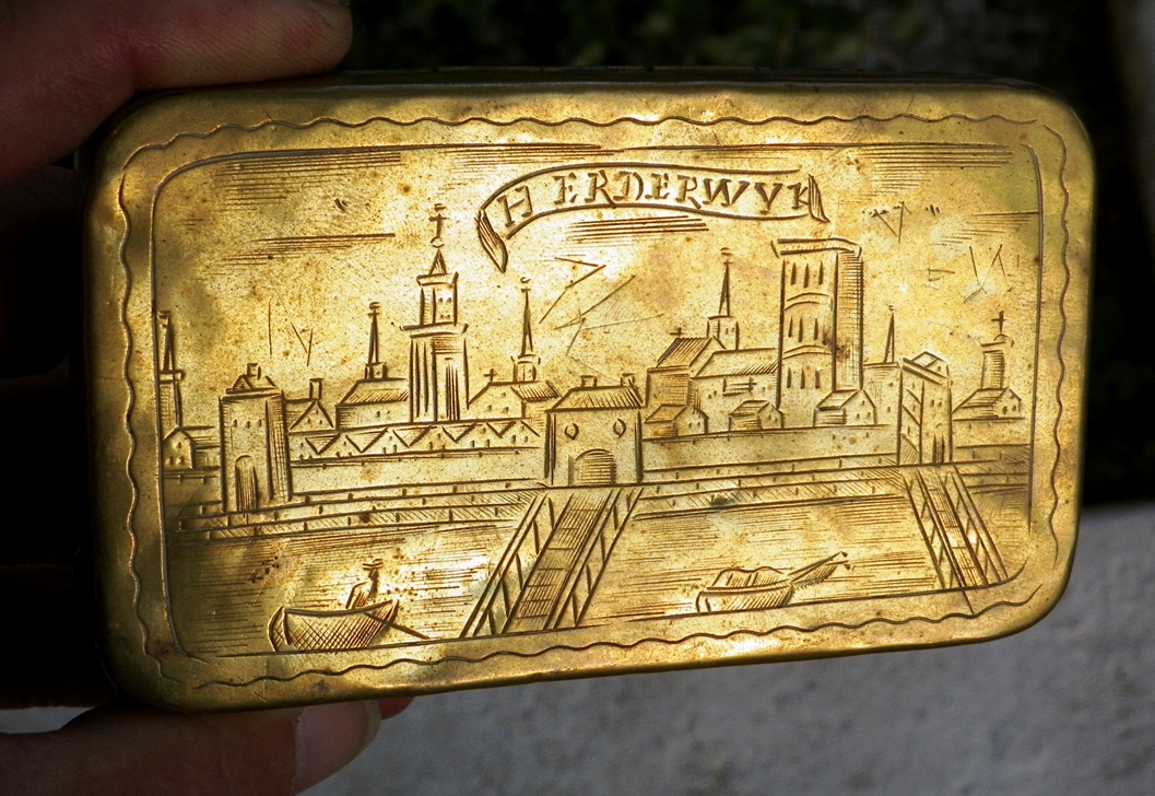 AA EBAY NEW A COLLECTIBLE EBAY BRASS BOX CONTAINER 1AA.jpg