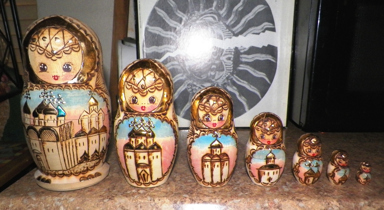 AA EBAY NEW A COLLECTIBLE EBAY DOLL NESTING RUSSIAN 4BAAA.jpg