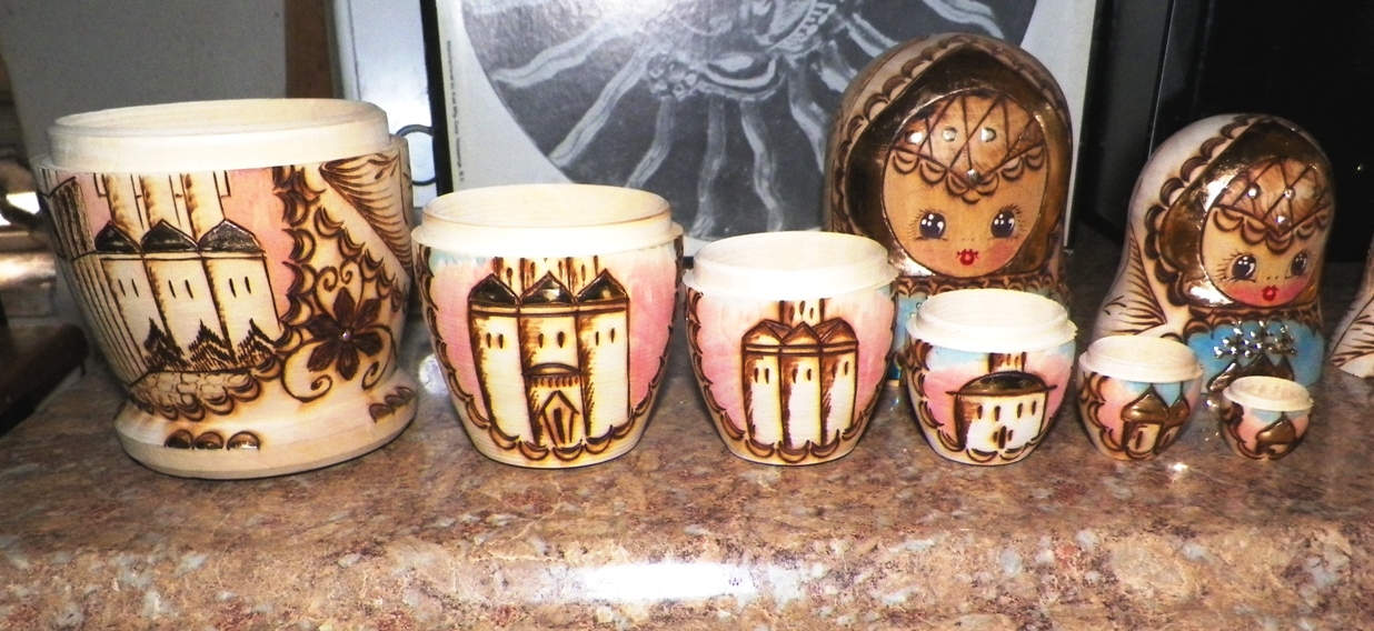 AA EBAY NEW A COLLECTIBLE EBAY DOLL NESTING RUSSIAN 6AA.jpg