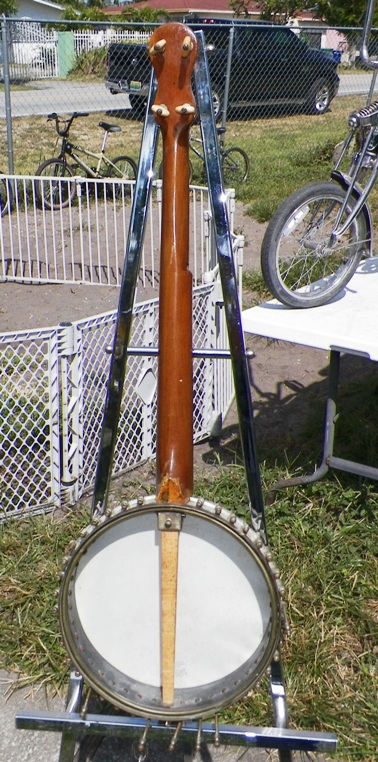 AA EBAY NEW A COLLECTIBLE EBAY EBAY BANJO 4AA.jpg