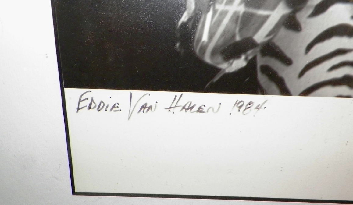 AA EBAY NEW A COLLECTIBLE EBAY EBAY BON JOVI PHOTOGRAPH SIGNED 2AA.jpg