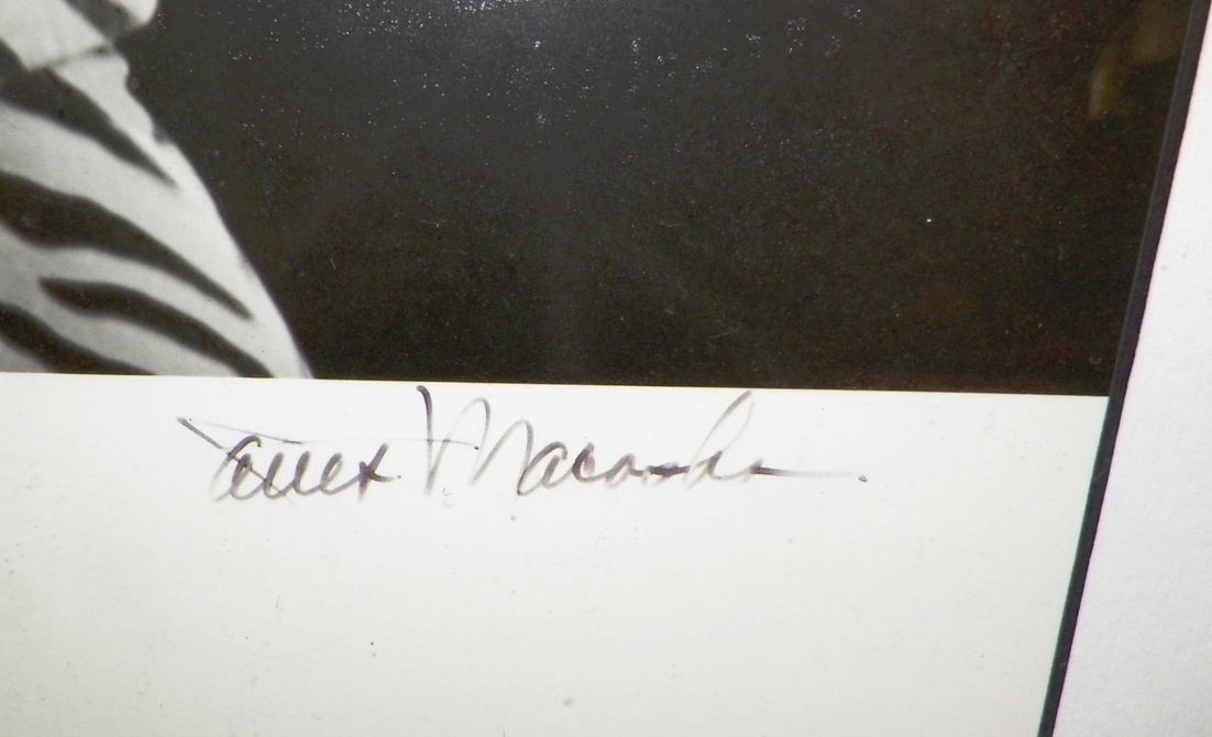 AA EBAY NEW A COLLECTIBLE EBAY EBAY BON JOVI PHOTOGRAPH SIGNED 3AA.jpg