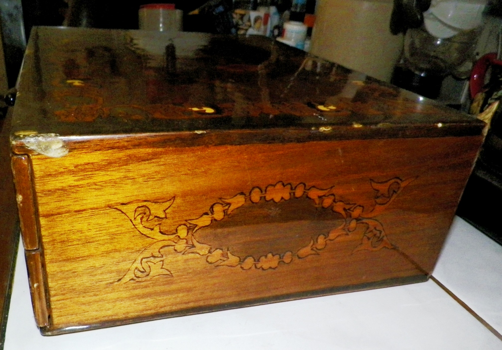 AA EBAY NEW A COLLECTIBLE EBAY EBAY BOX 2 DRAWER 3AA.jpg