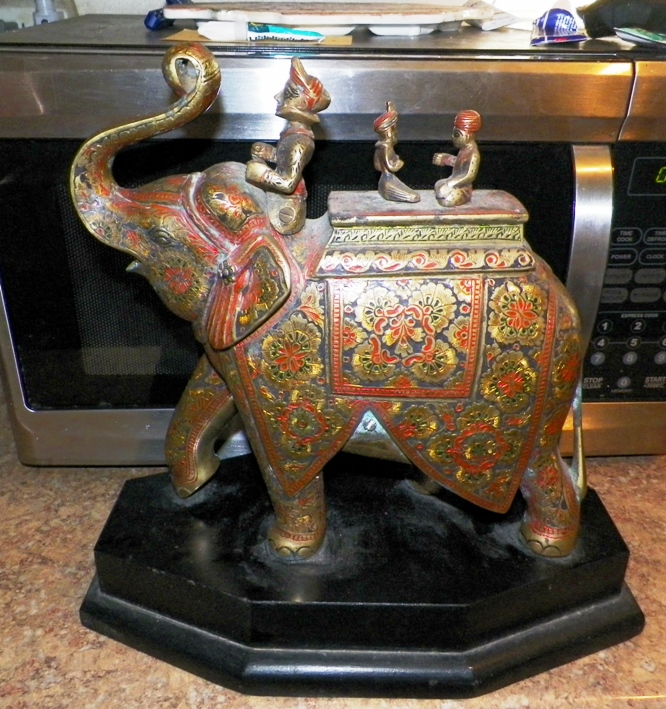 AA EBAY NEW A COLLECTIBLE EBAY EBAY BUDDHA ELEPHANT WITH RIDERS 1AA.jpg