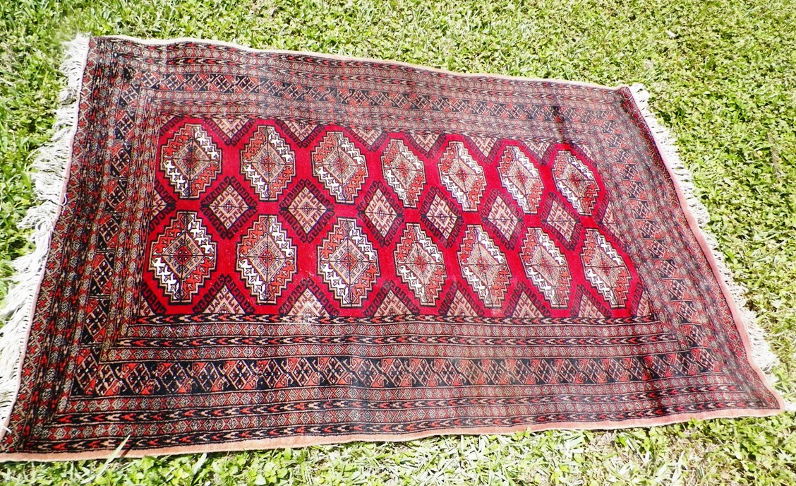 AA EBAY NEW A COLLECTIBLE EBAY EBAY CARPET 5ft RED 1AA.jpg
