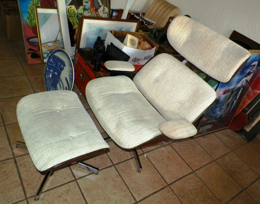 AA EBAY NEW A COLLECTIBLE EBAY EBAY CHAIR REPRODUCTION EAMES LOUNGER 1AAA.jpg