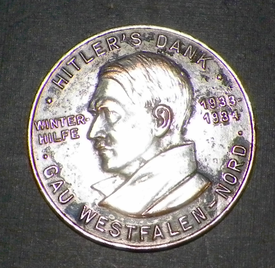 AA EBAY NEW A COLLECTIBLE EBAY EBAY GERMAN HITLER MEDALLION 1AA.jpg