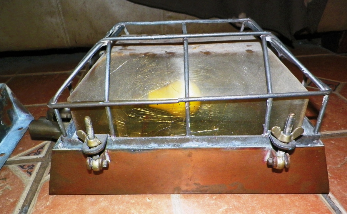 AA EBAY NEW A COLLECTIBLE EBAY EBAY LAMP NAUTICAL 3AA.jpg