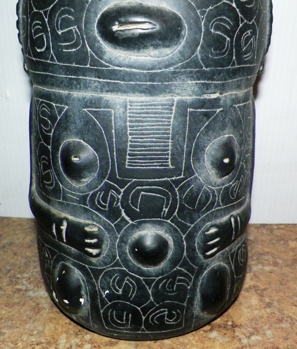 AA EBAY NEW A COLLECTIBLE EBAY EBAY POTTERY FACE VASE 1AAAA.jpg