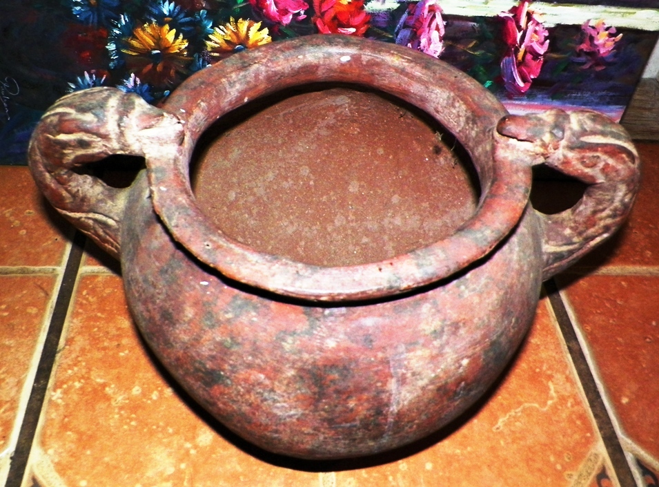 AA EBAY NEW A COLLECTIBLE EBAY EBAY POTTERY SNAKE HANDLE POT FROM BENS STORE 1AA_AA.jpg