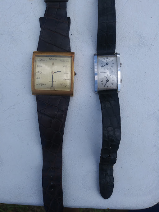 AA EBAY NEW A COLLECTIBLE EBAY EBAY WATCH A GROUP 2AA.jpg