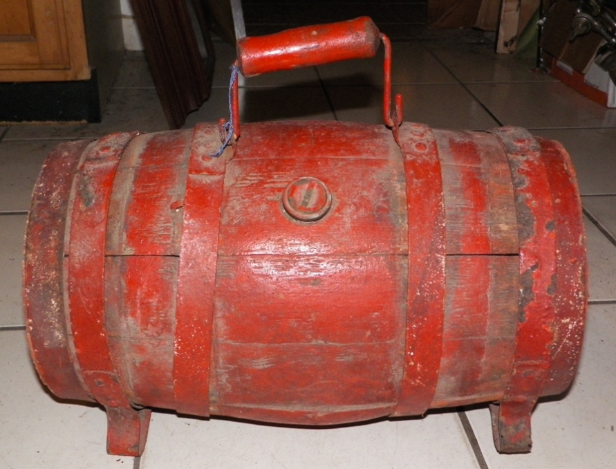 AA EBAY NEW A COLLECTIBLE EBAY GUN POWDER CONTAINER CASK 1AA.jpg