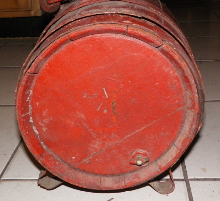 AA EBAY NEW A COLLECTIBLE EBAY GUN POWDER CONTAINER CASK 2AA.jpg