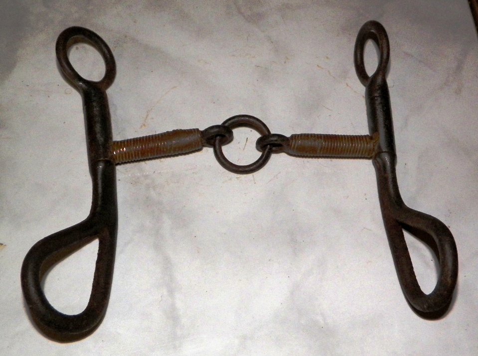 ANY INFO ON ANTIQUE HORSE BIT & BRASS HORSE HEADS Antiques Board