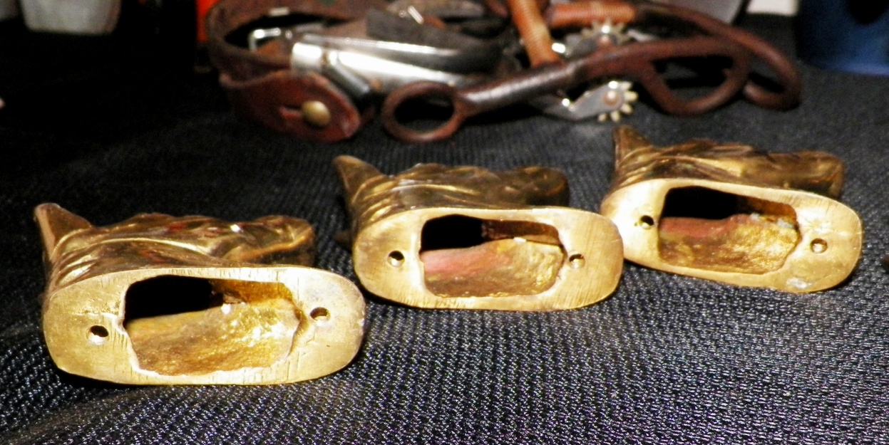 ANY INFO ON ANTIQUE HORSE BIT & BRASS HORSE HEADS Antiques Board