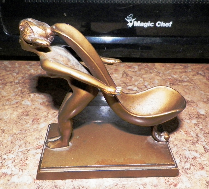 AA EBAY NEW A COLLECTIBLE EBAY PIPE HOLDER ART DECO 1AA.jpg