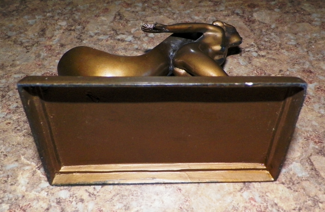 AA EBAY NEW A COLLECTIBLE EBAY PIPE HOLDER ART DECO 5AA.jpg