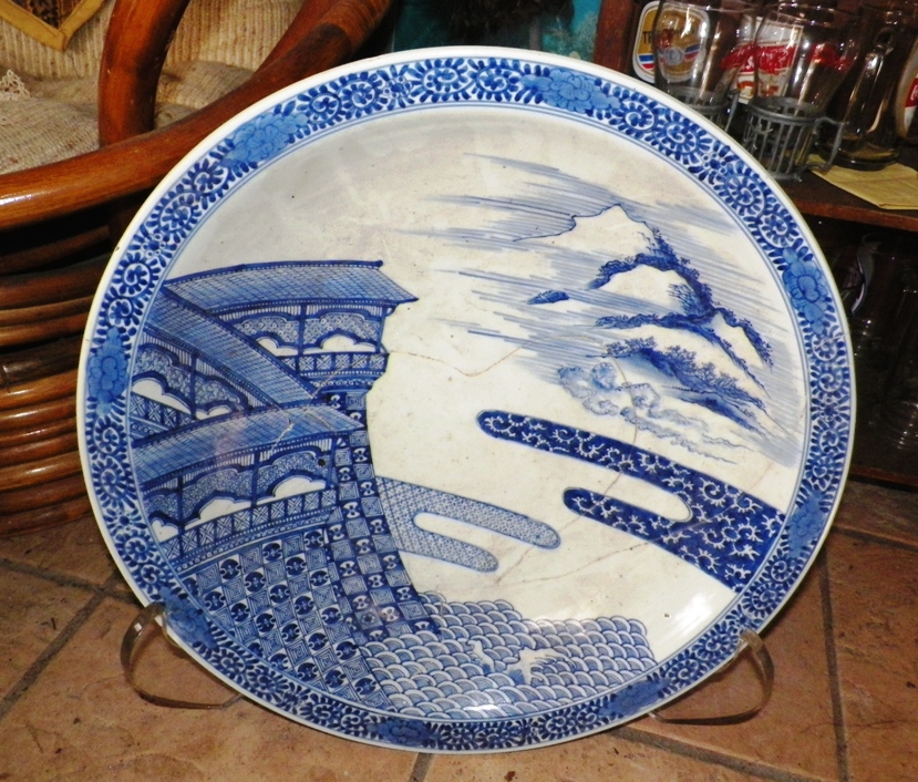AA EBAY NEW A COLLECTIBLE EBAY POTTERY CHINESE PLATTER 1AA.jpg
