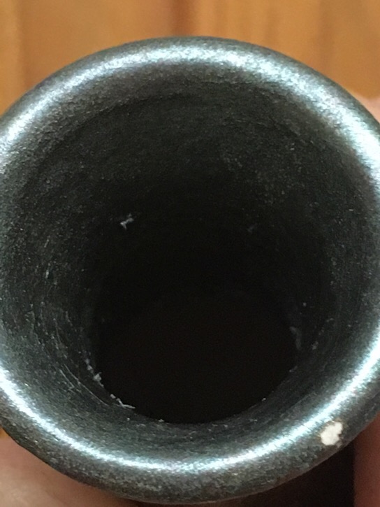 Gold Leaf Pottery Vase Antiques Board