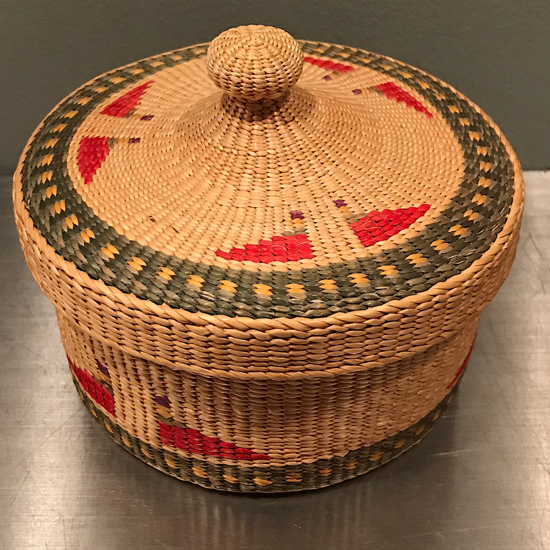Basket Help Antiques Board