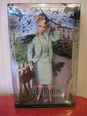 alfred-hitchcock-birds-barbie-2008_1_6c63e2155b1f0c19360e800fe5fc250e.jpg