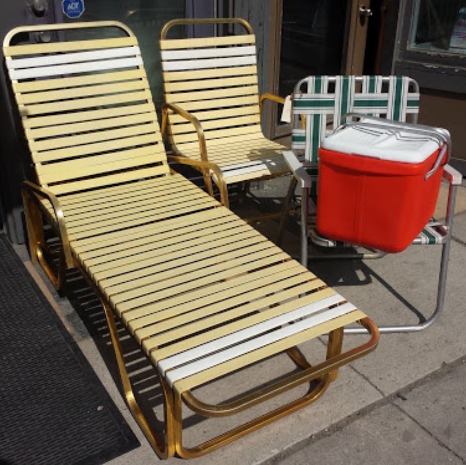 aluminumpatiofurniture1960s.JPG