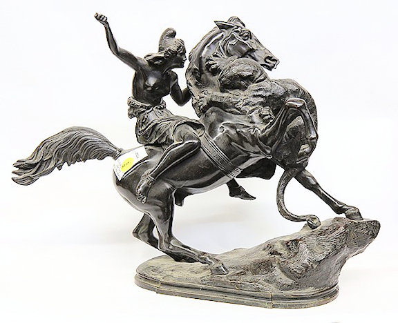 Amazon Panther Kiss statuette.jpg