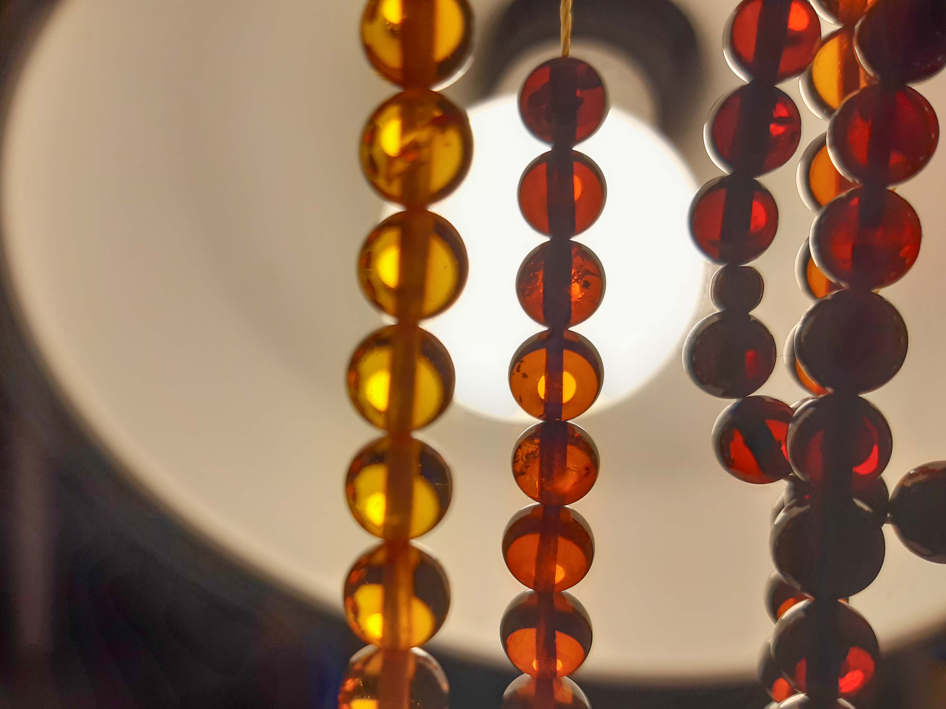 Amber necklance (2 of 8).jpg