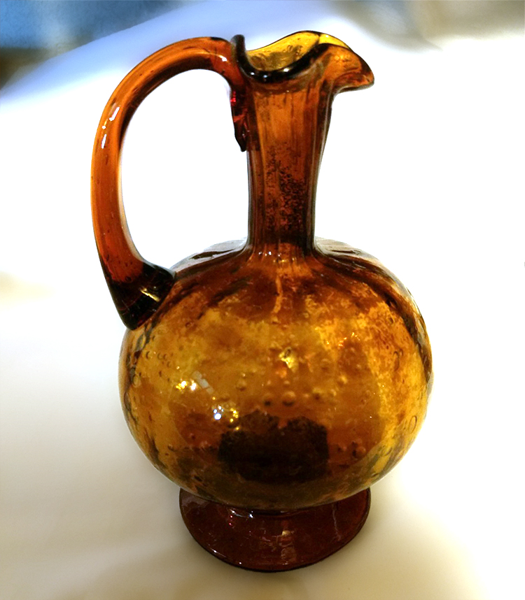 amberVaseCruet01.jpg