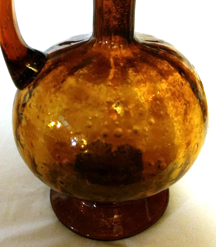amberVaseCruet02.jpg