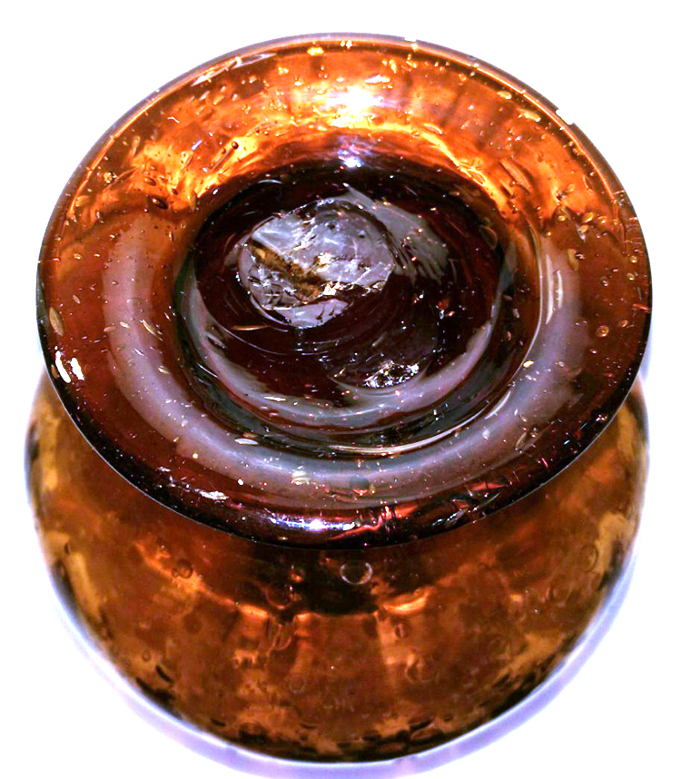 amberVaseCruet04.jpg