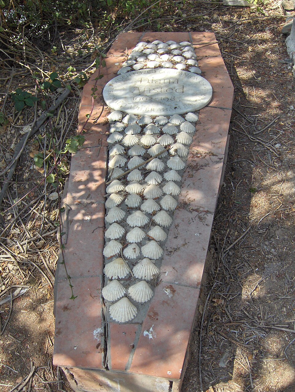 Anglican_Cemetery,_Málaga_02.jpg