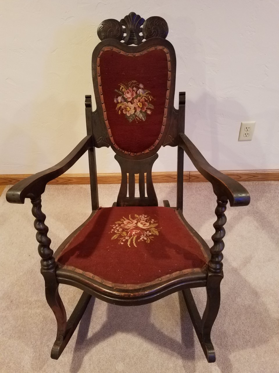 Antique Chair.jpg