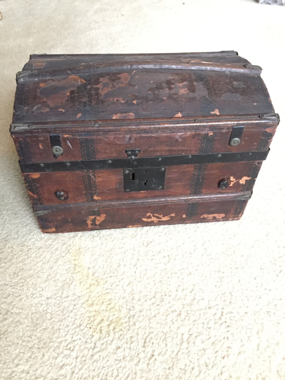 ANTIQUE DOLL CHEST - 1.jpg
