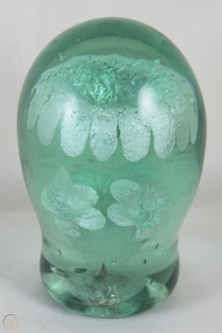 antique-english-green-dump-glass_1_78f9f587f7557cc4ea9b9136638cccd3.jpg