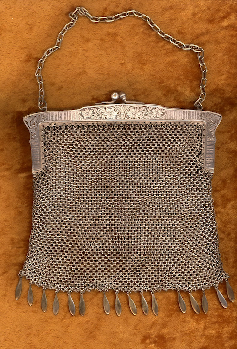 Antique-German-Silver-Mesh-Purse-full-1o-720-74-f.png