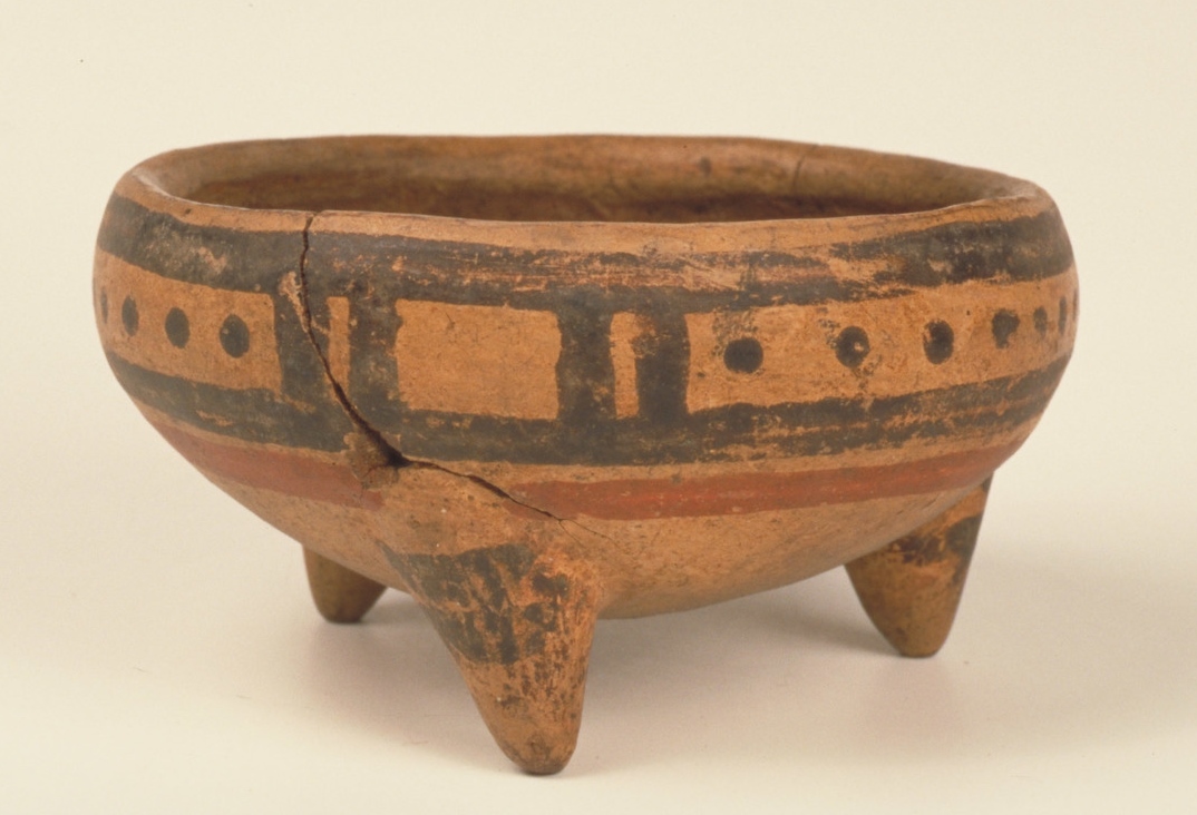 Antiquers Chiriqui tripod bowl.jpg