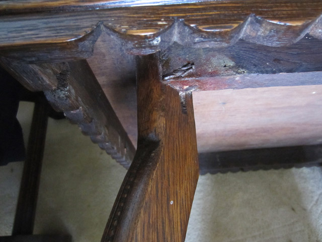 antq tbl-det under corner2 640.jpg
