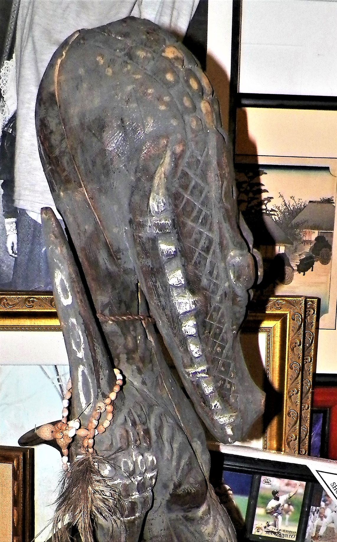ART CARVED AFRICAN CROCODILE MAN STATUE 3AAA.JPG