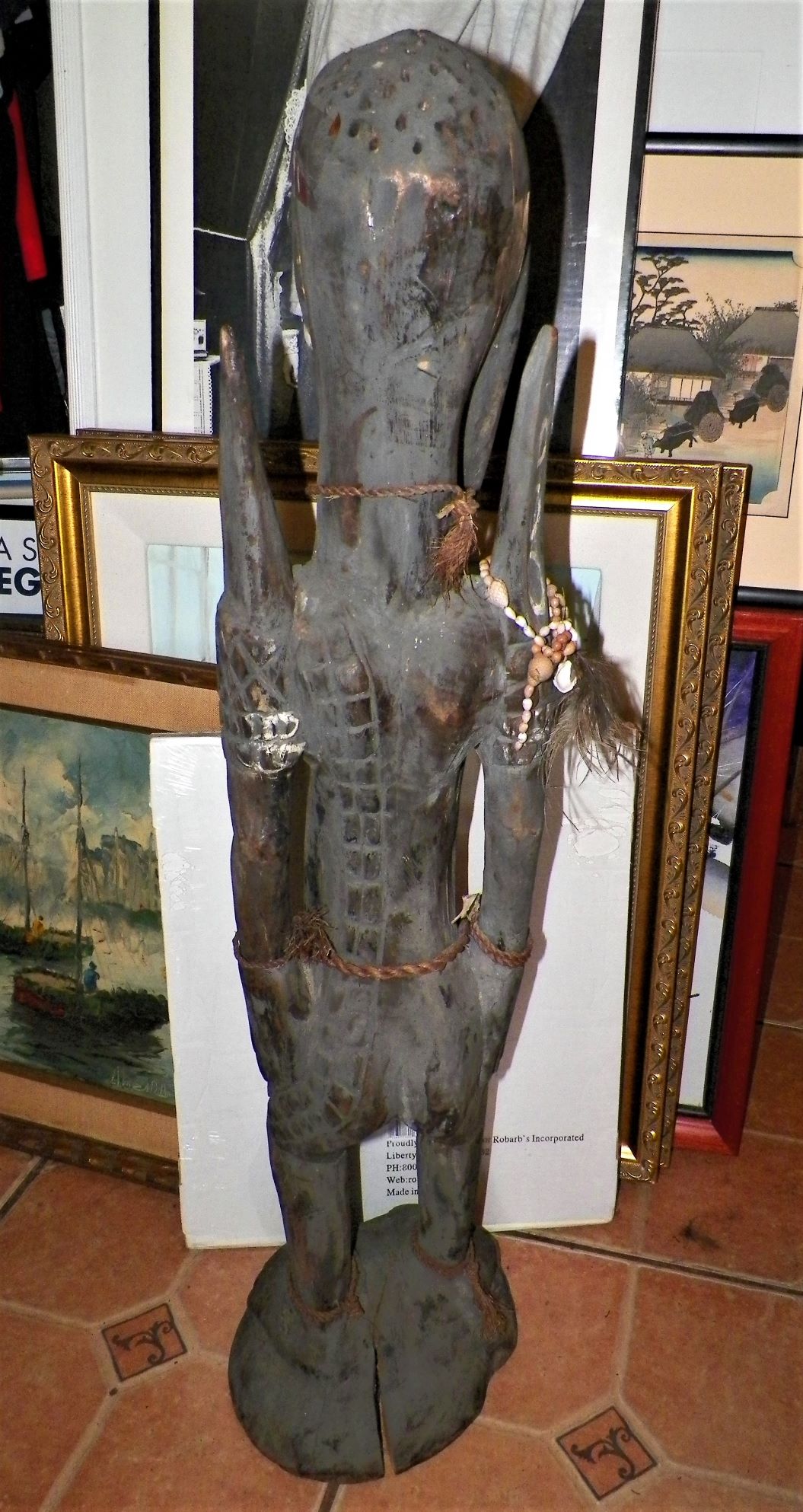 ART CARVED AFRICAN CROCODILE MAN STATUE 5AA.JPG