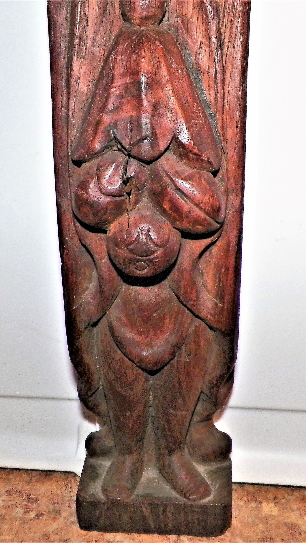 ART CARVED SCONCE FIGURE COCONUTS ON HEAD 3AA.JPG