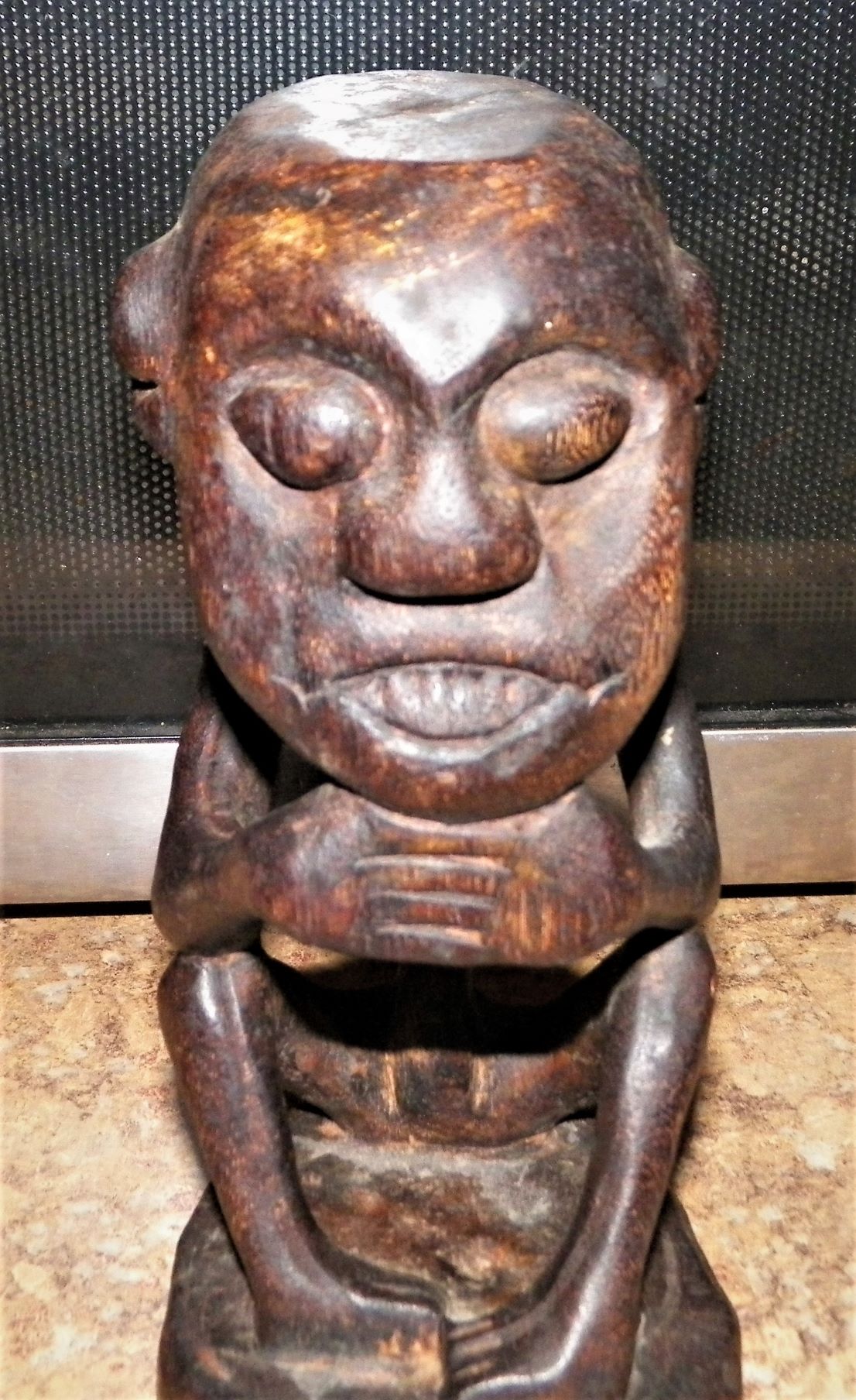 ART CARVED WOOD WEIRD SKINNY FIGURE WITH BIG HEAD 1A_BA.JPG