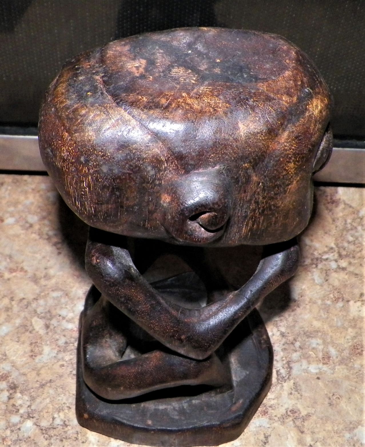ART CARVED WOOD WEIRD SKINNY FIGURE WITH BIG HEAD 1A_CA.JPG