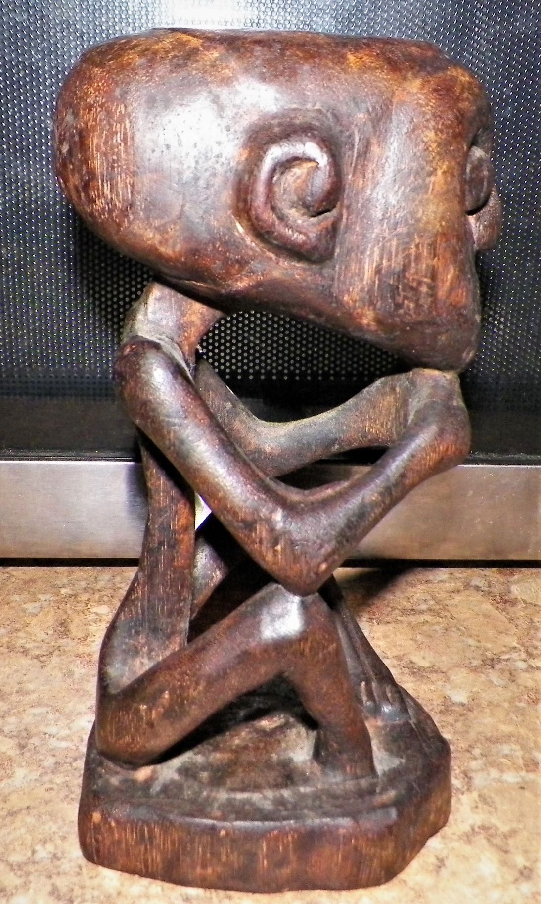 ART CARVED WOOD WEIRD SKINNY FIGURE WITH BIG HEAD 1AA.JPG