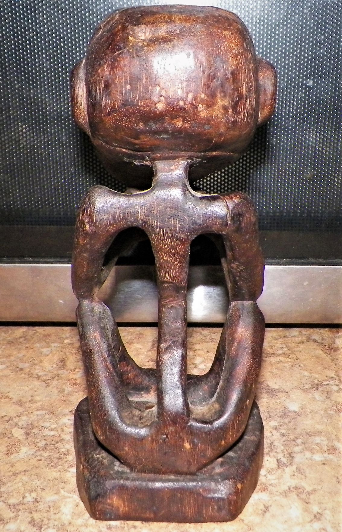 ART CARVED WOOD WEIRD SKINNY FIGURE WITH BIG HEAD 2AA.JPG