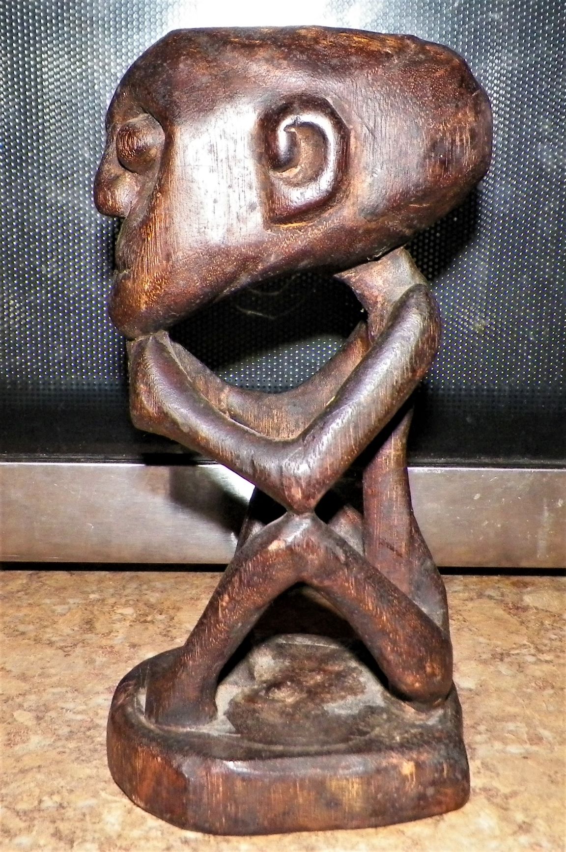 ART CARVED WOOD WEIRD SKINNY FIGURE WITH BIG HEAD 3AA.JPG